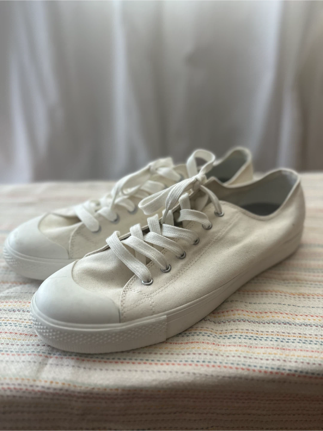 White Canvas Low-Top Sneakers - unisex - photo 2