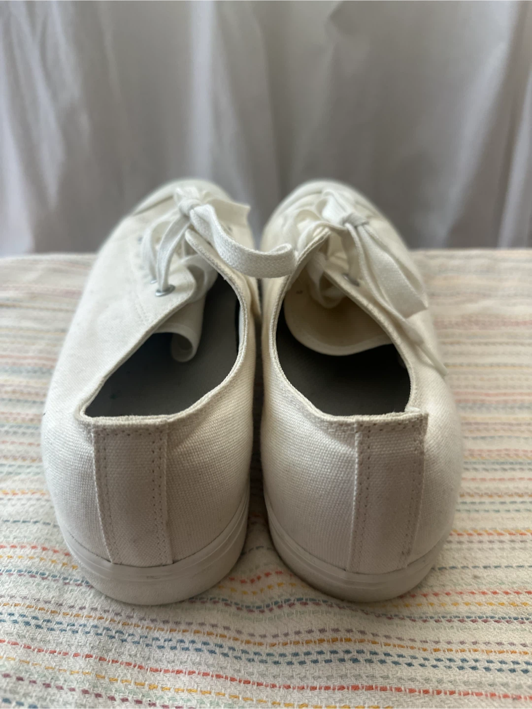 White Canvas Low-Top Sneakers - unisex - photo 3