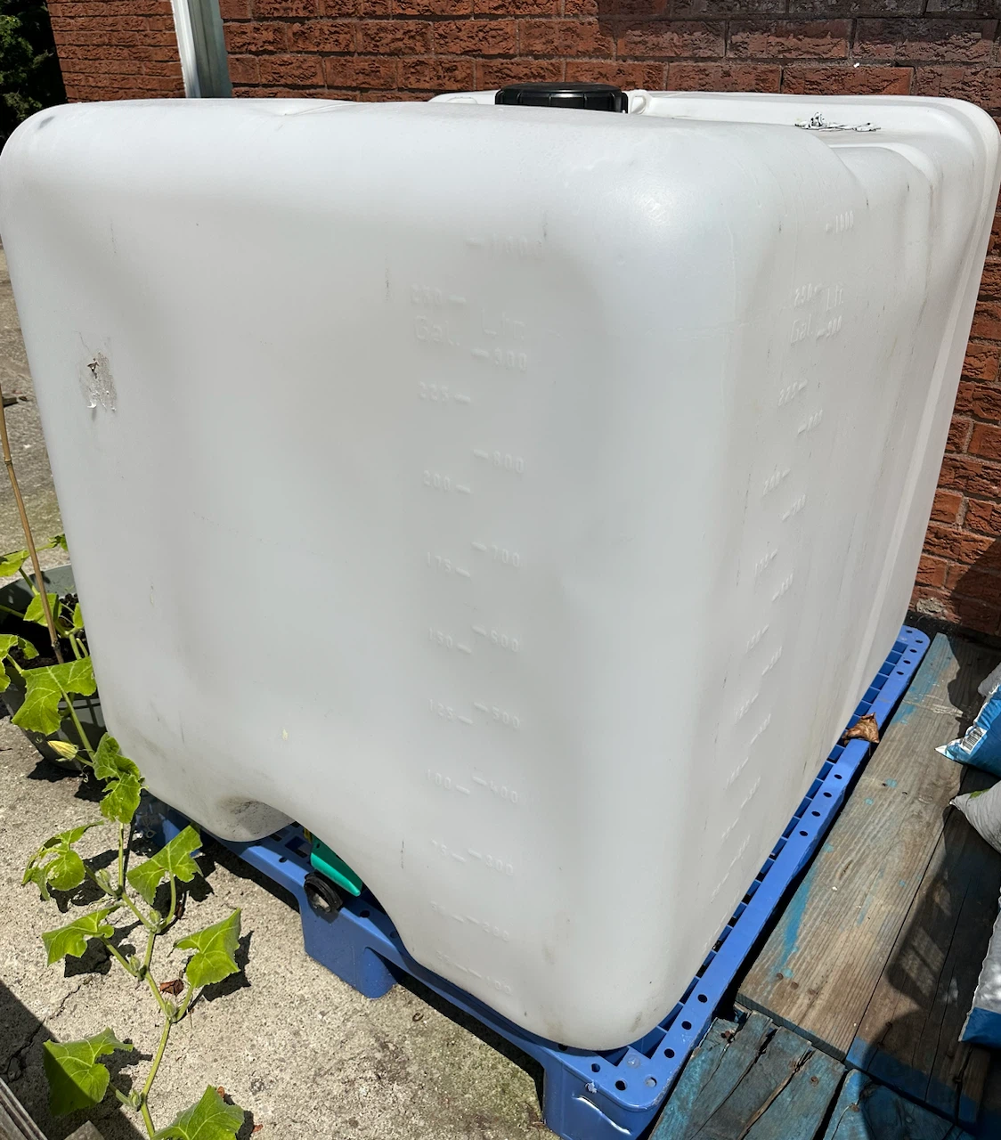 1000L - Large Water Tank - photo 2