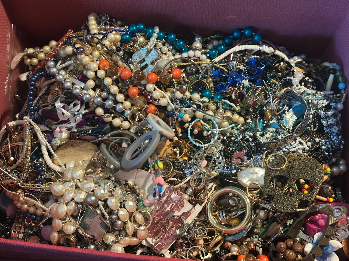 18-20 pounds of costume jewelry for crafts