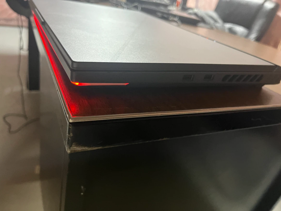 ASUS ROG Strix G16 - i9 14th gen - photo 2