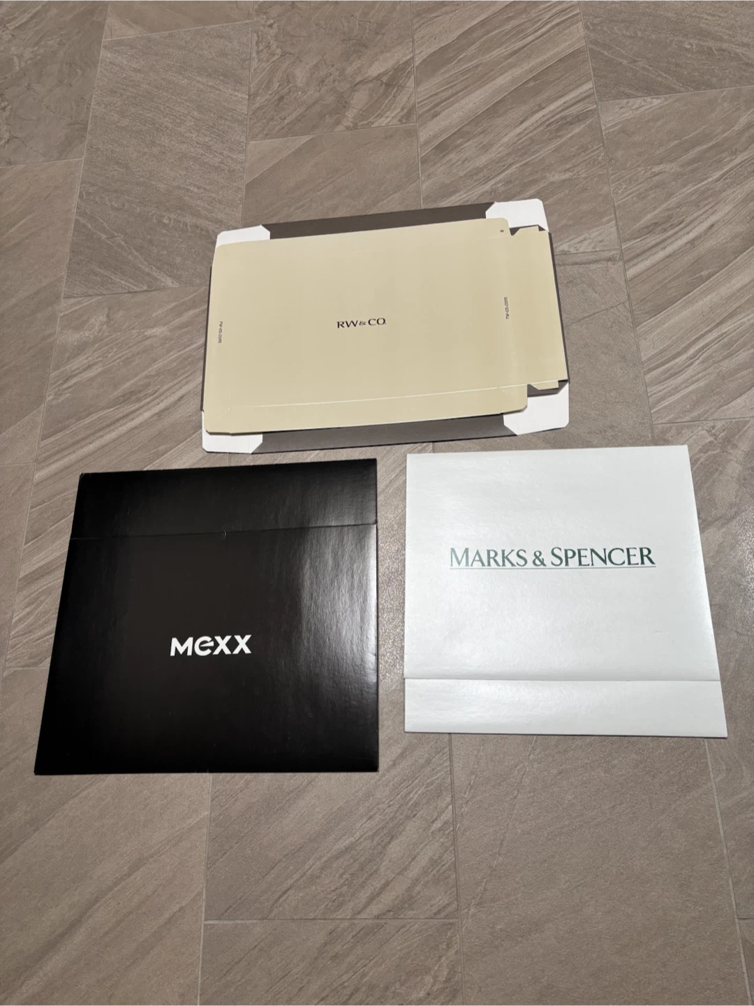 Free lot of 3 Gift Boxes
