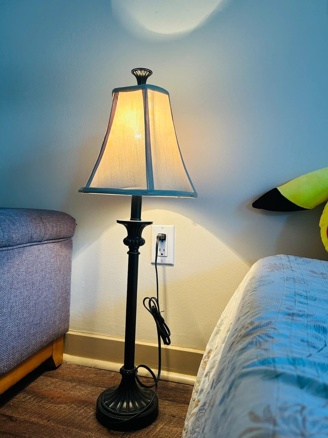 2 Classic Table Lamps – $5 Each