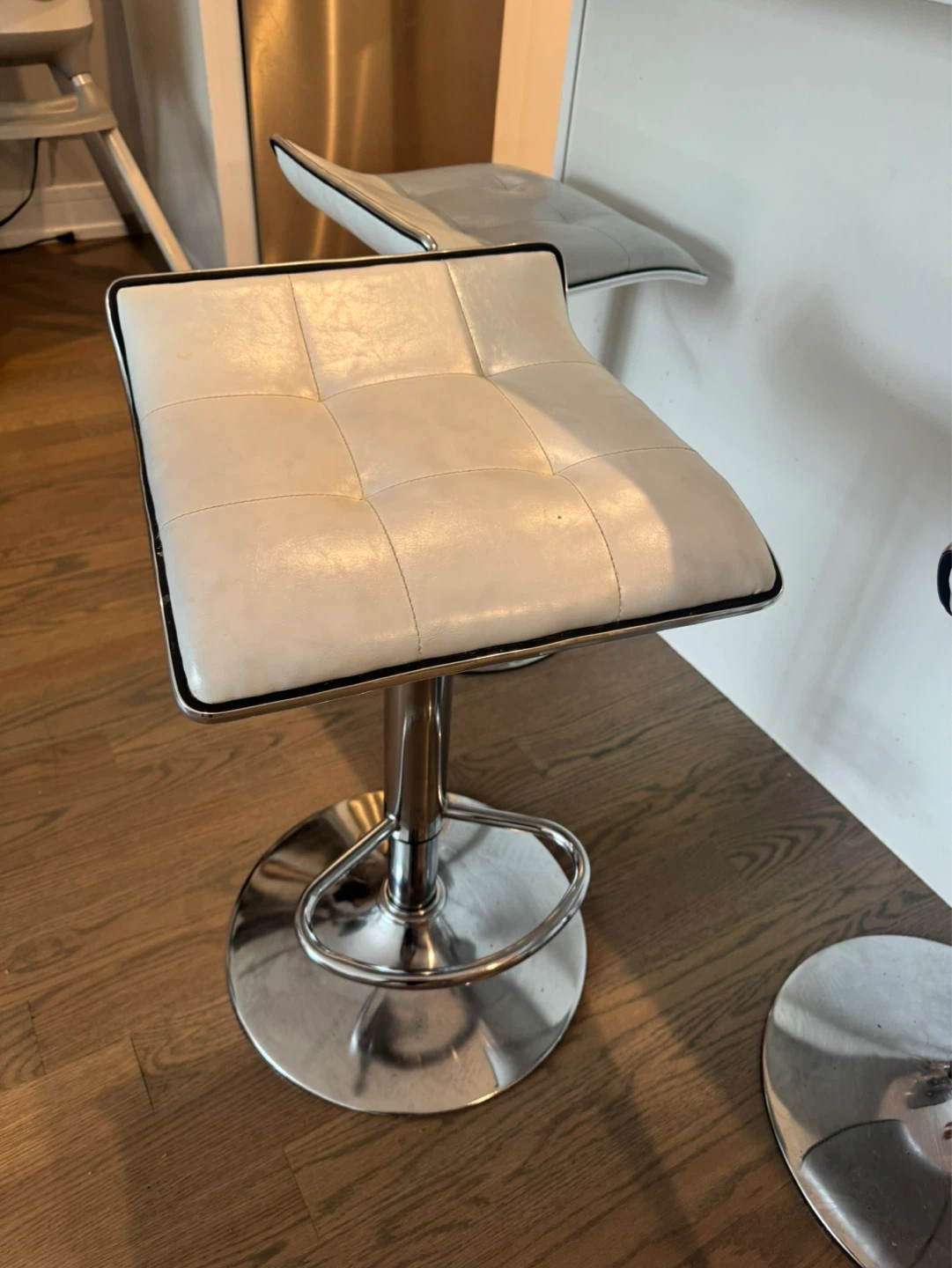 Adjustable Swivel Bar Stools (Set of 4) - White Faux Leather - photo 2