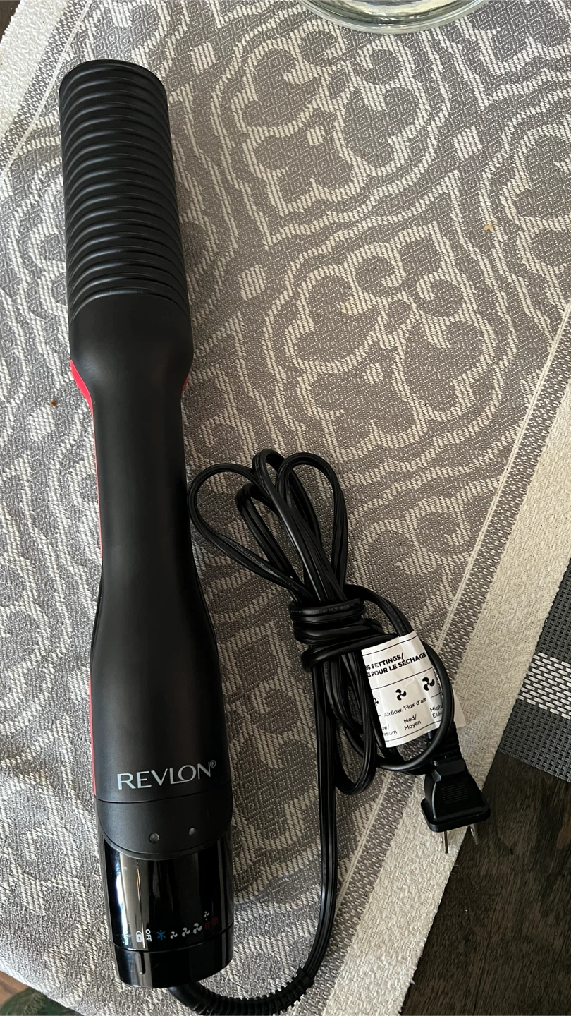 Revlon One-Step Hair Dryer and Volumizer Hot Air Brush - photo 3