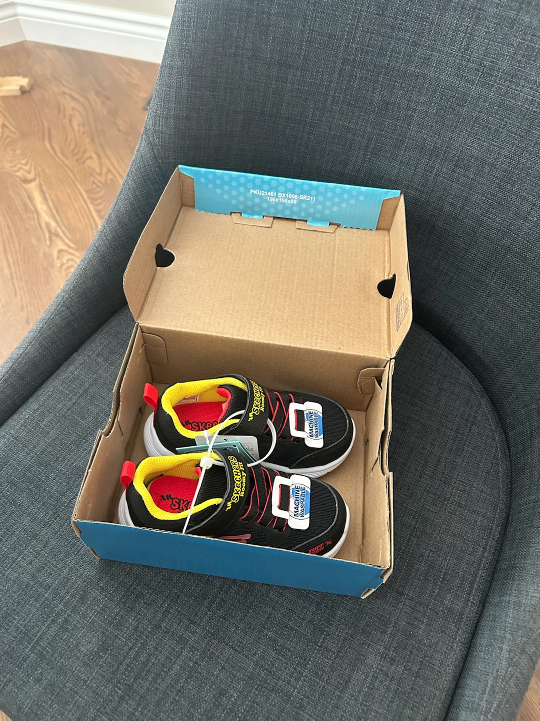 BRAND NEW TODDLER BOYS SIZE 6 SKECHERS SHOES (SEE LISTING)
