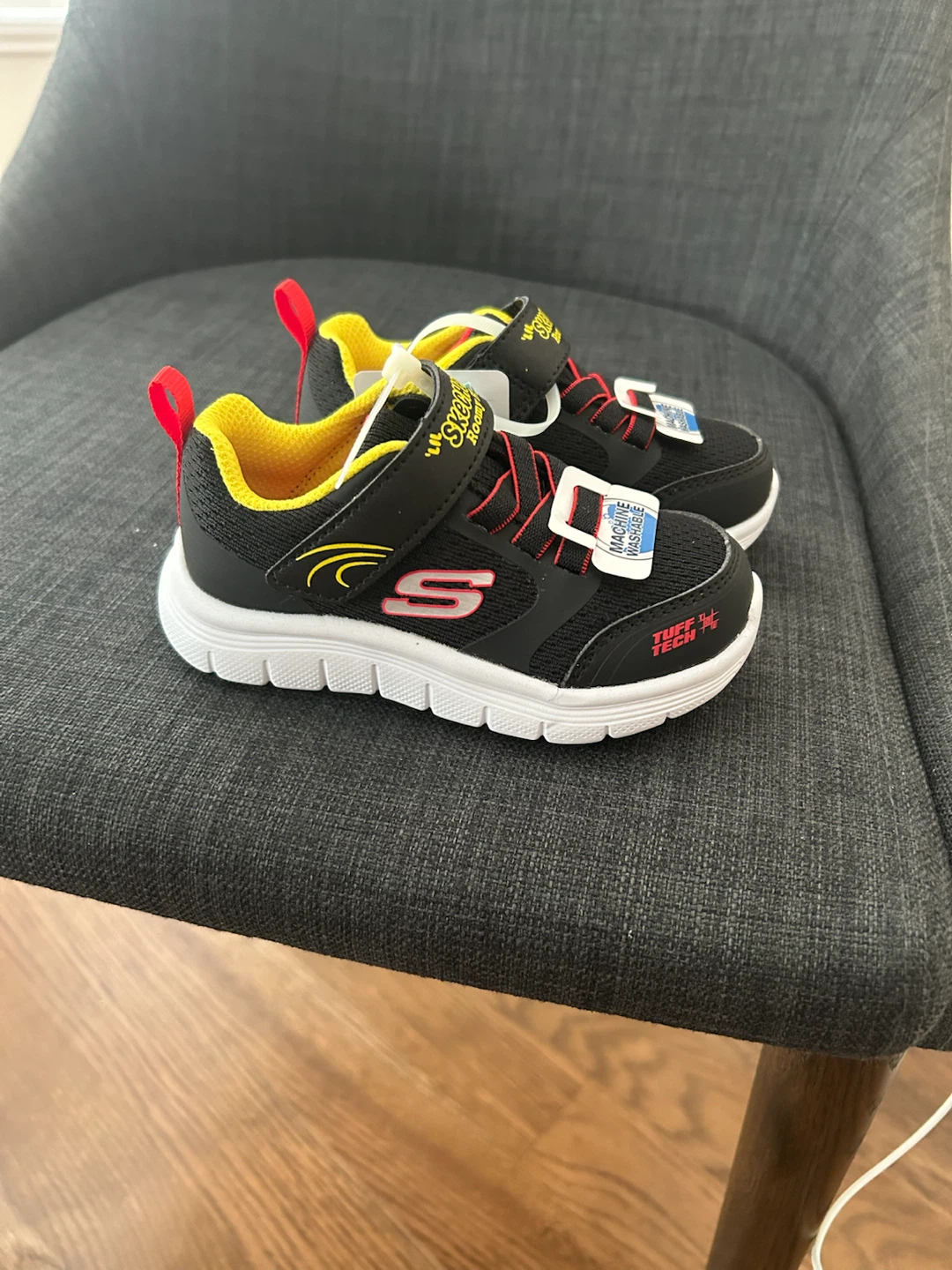 BRAND NEW TODDLER BOYS SIZE 6 SKECHERS SHOES (SEE LISTING) - photo 3