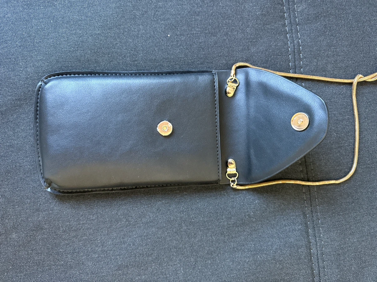 Black faux leather glasses case with gold chain - photo 2