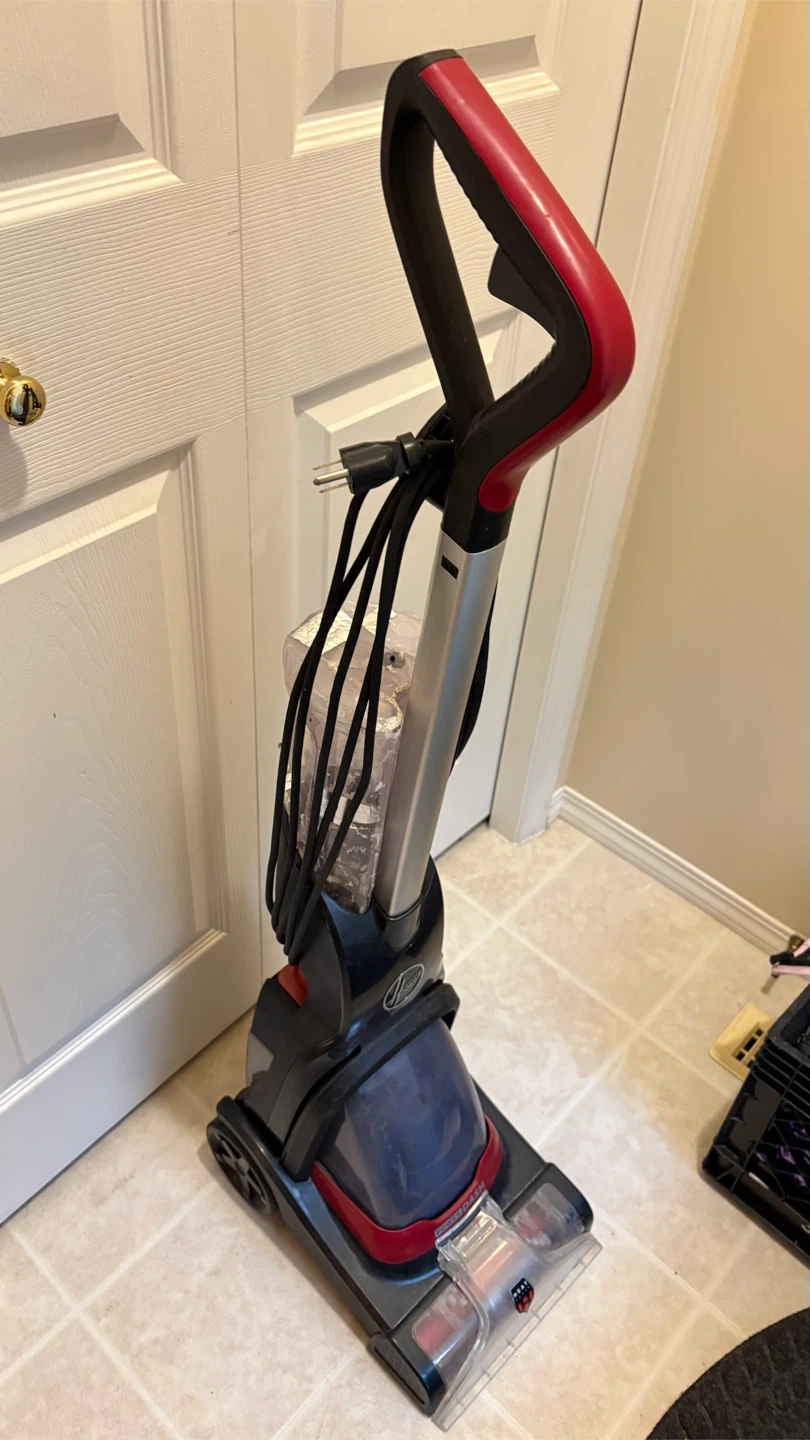Leaked.  Hoover Power Dash Pet Compact Carpet Cleaner