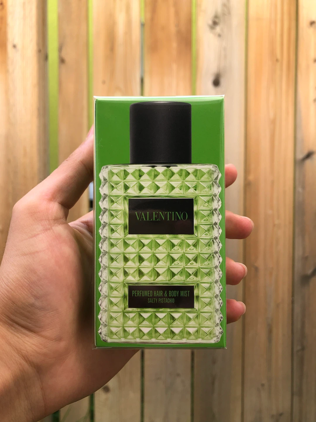 Valentino Born in Roma Hair & Body Mist - Salty Pistachio - photo 2