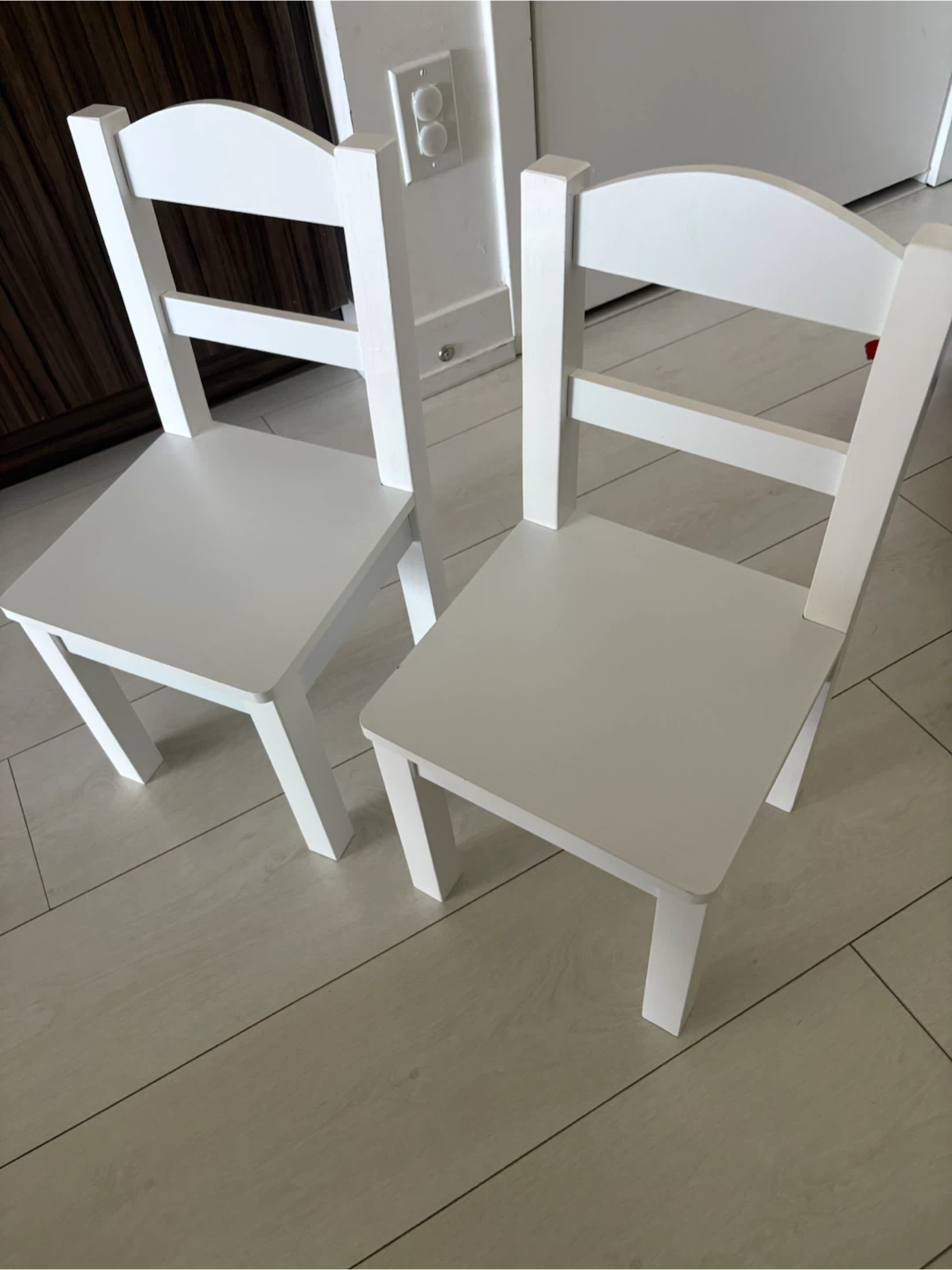 Set of 2 White Children's Chairs