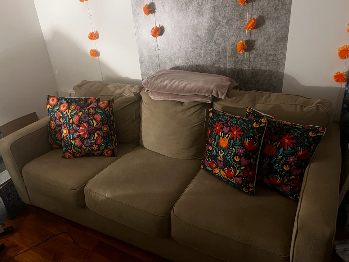 Cozy Beige Couch - photo 2