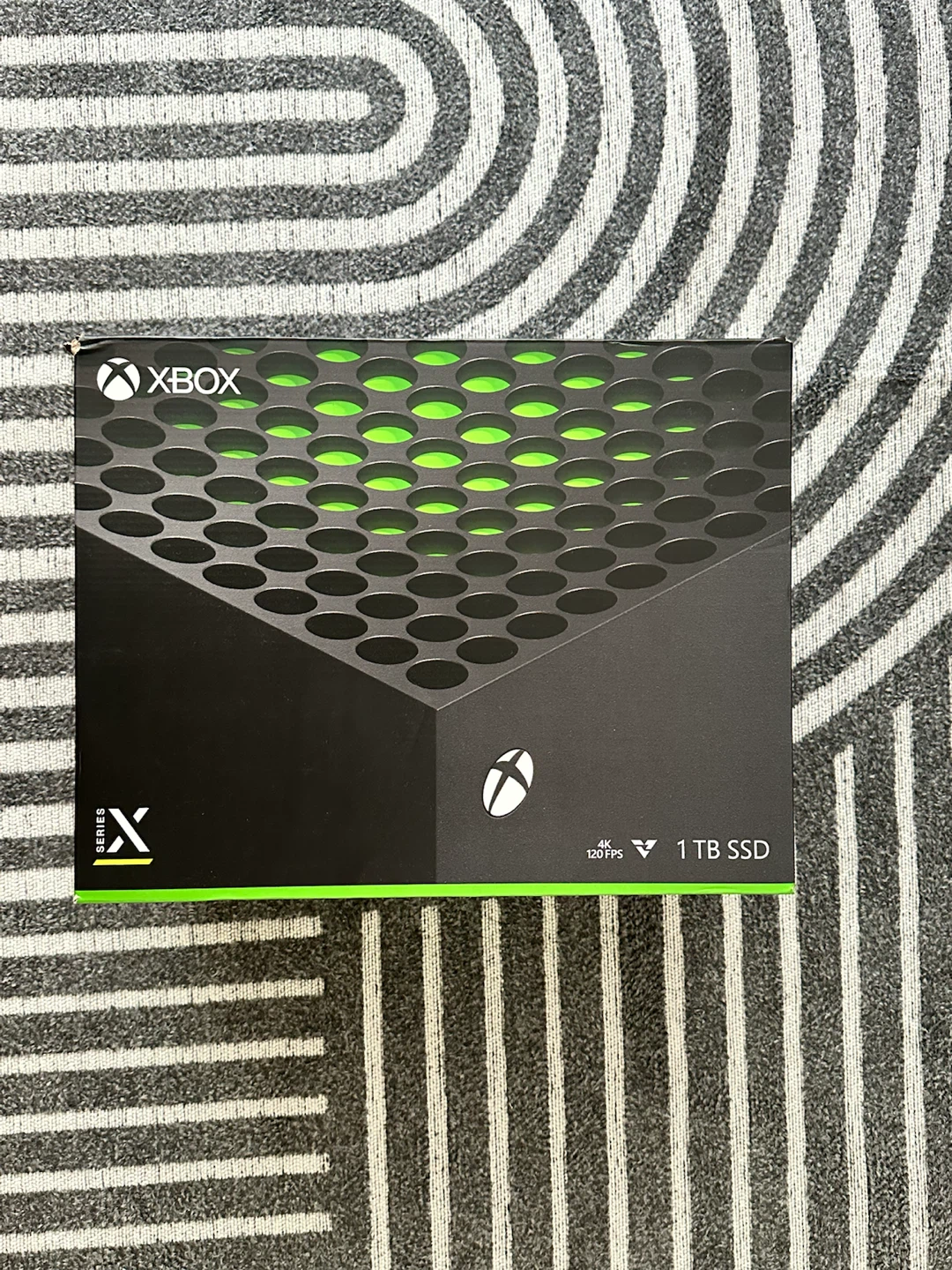 Xbox Series X 1TB Bundle – 2 Official Controllers - Original Box