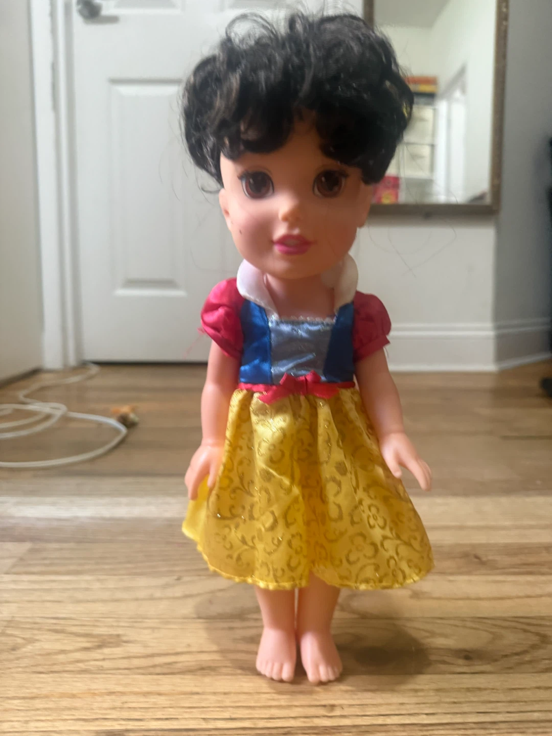 Disney Snow White Doll - photo 2