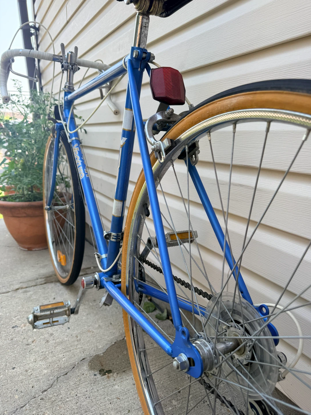 1982 VINTAGE VENTURE SABRE ROAD BIKE! - photo 5