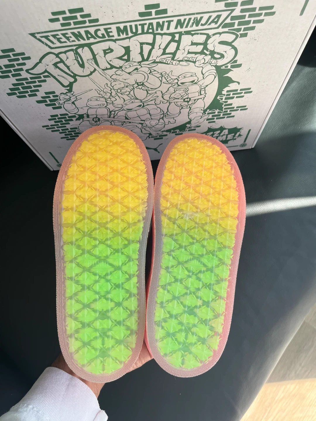 Puma TMNT Big Kid Sneakers 4.5/5.5 girls and boys shoes - photo 5