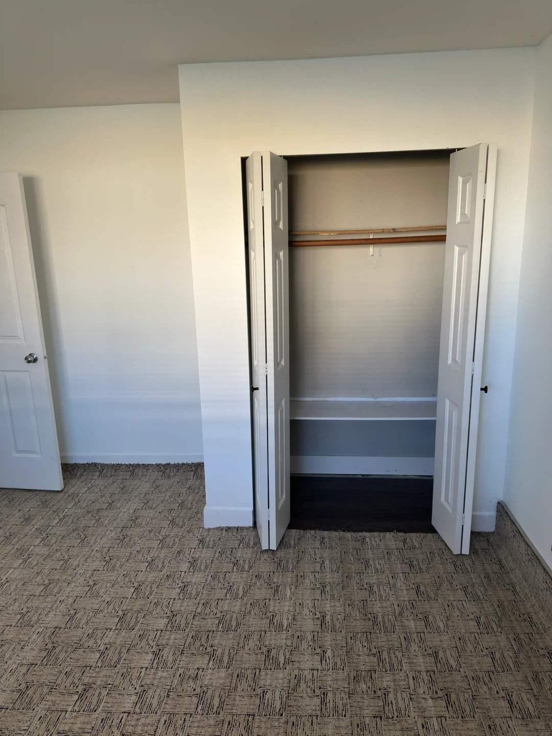 3 bdrm basement 4 RENT - photo 3