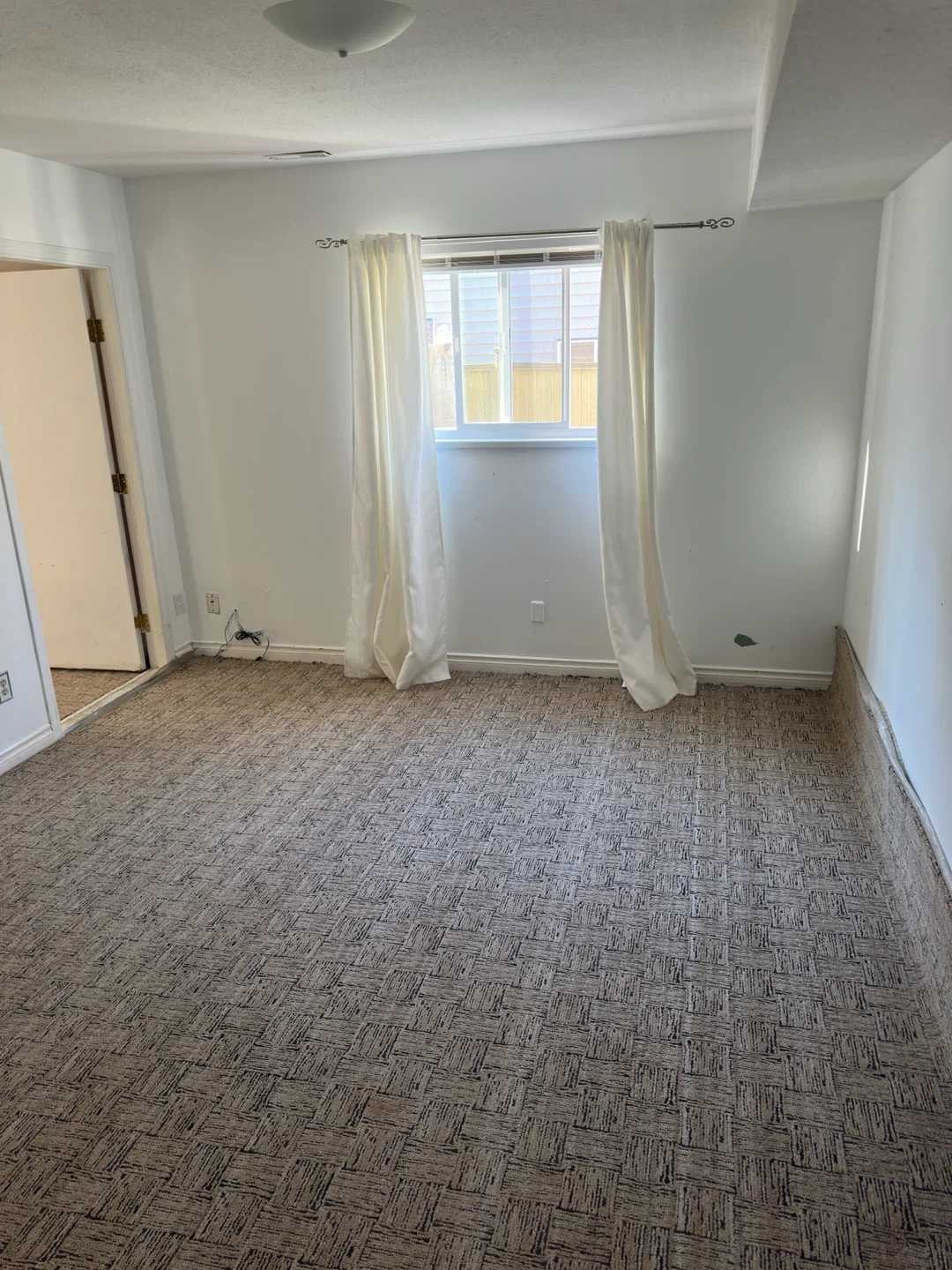 3 bdrm basement 4 RENT - photo 4