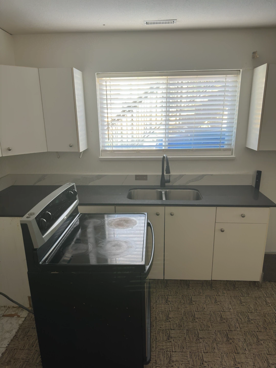 3 bdrm basement 4 RENT - photo 5