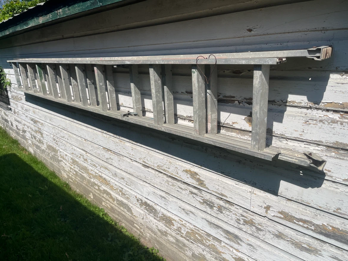 Aluminum Extension Ladder