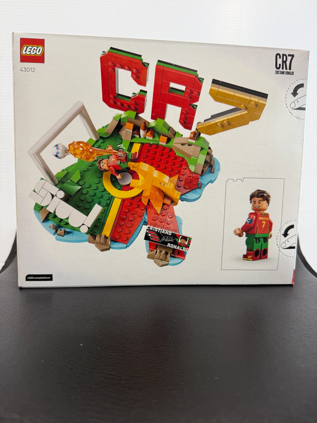 LEGO CR7 Cristiano Ronaldo Soccer Highlights Building Toy 43012 - photo 2