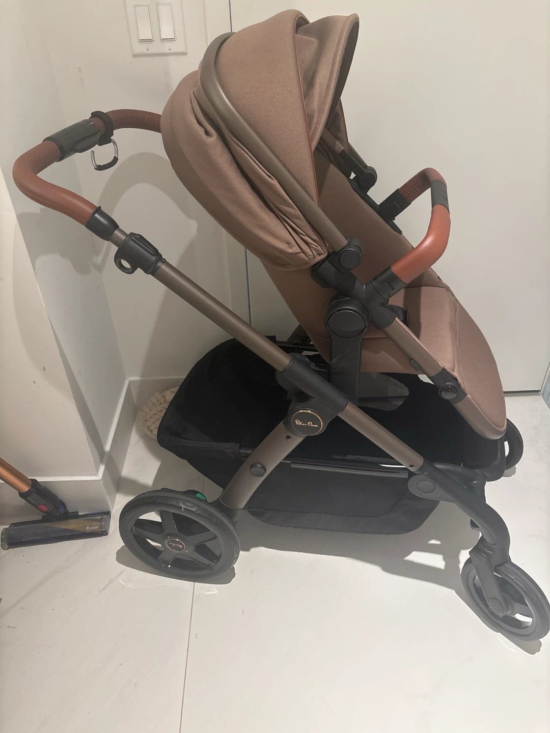 Silver Cross Wave 3 Stroller in Caramel – Full Set