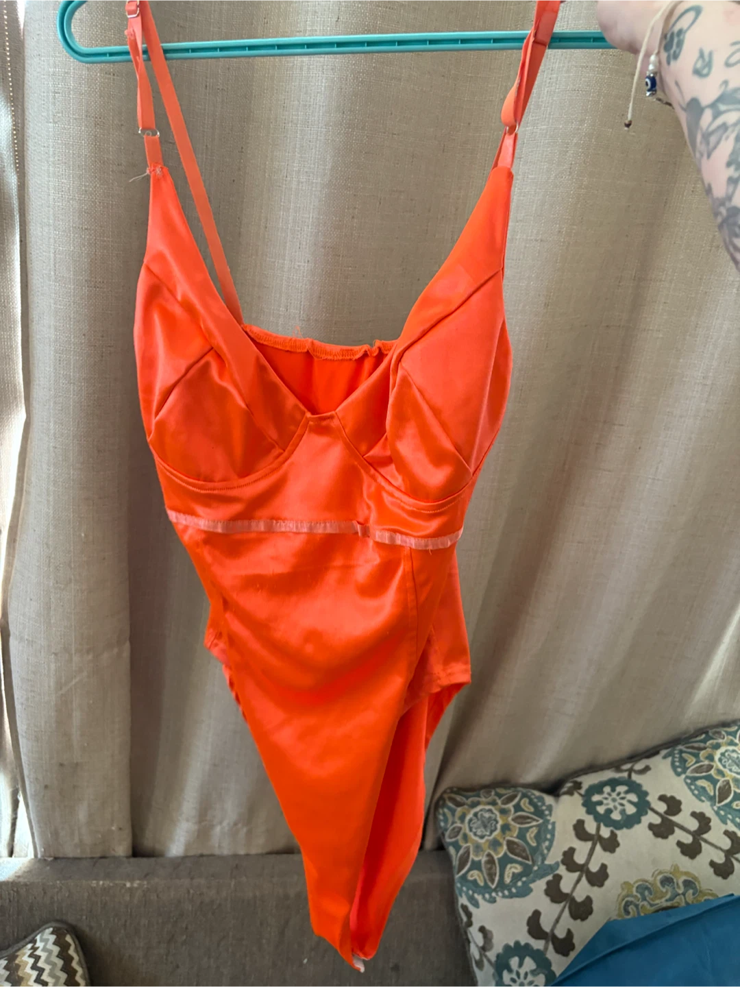 Tops and body suits med-xxl - photo 4