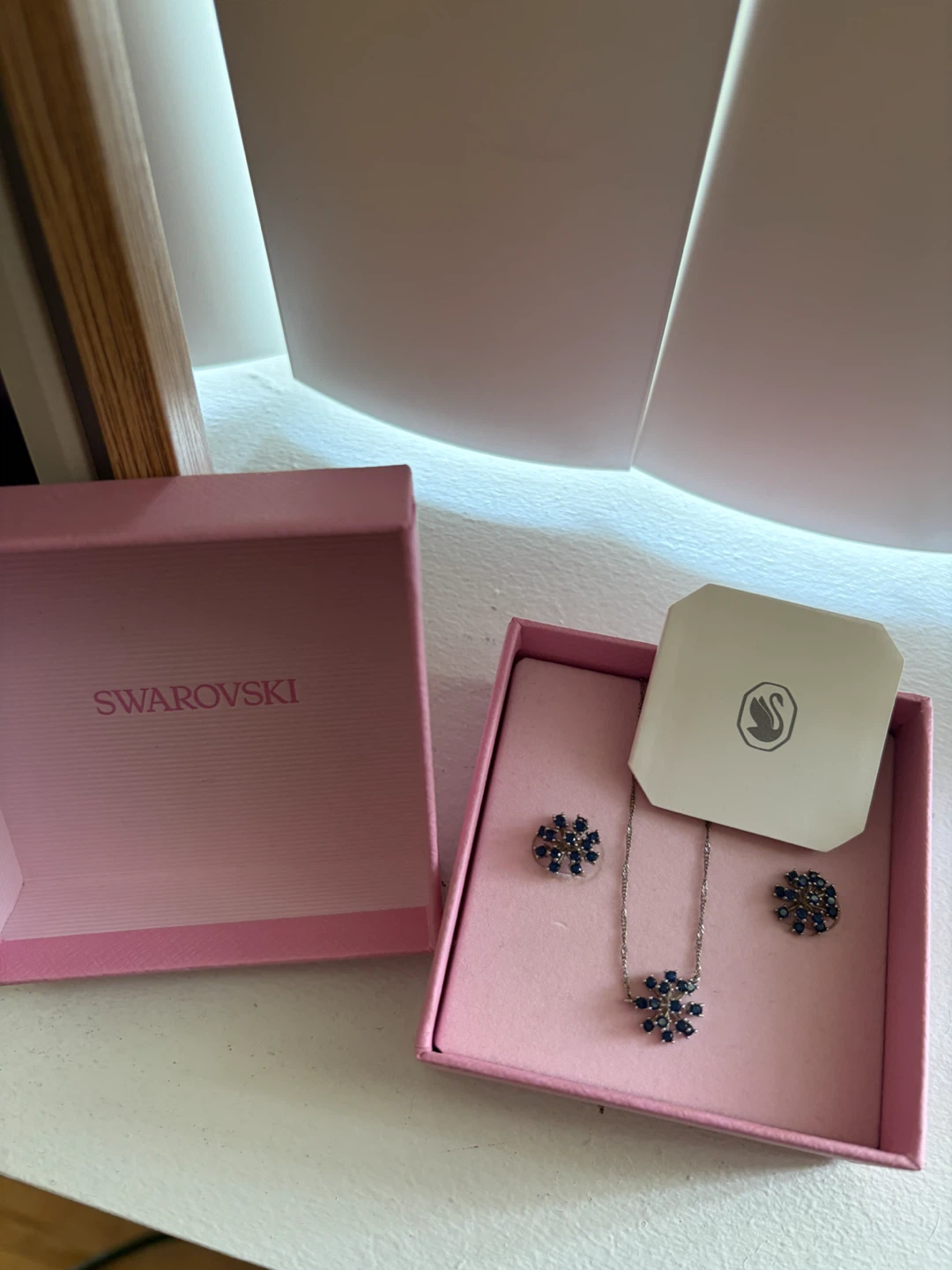 Swarovski Snowflake Necklace and Earrings Set
