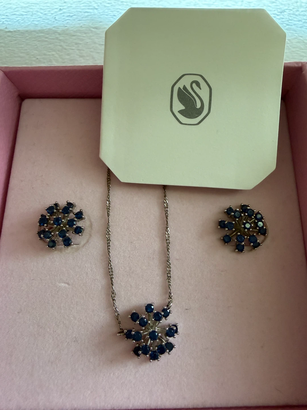 Swarovski Snowflake Necklace and Earrings Set - photo 3