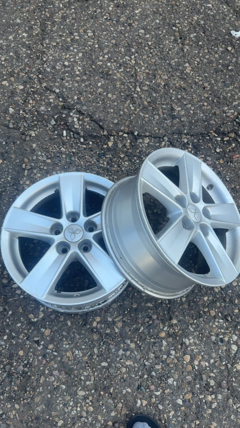 Mitsubishi Alloy Wheels (Set of 4)