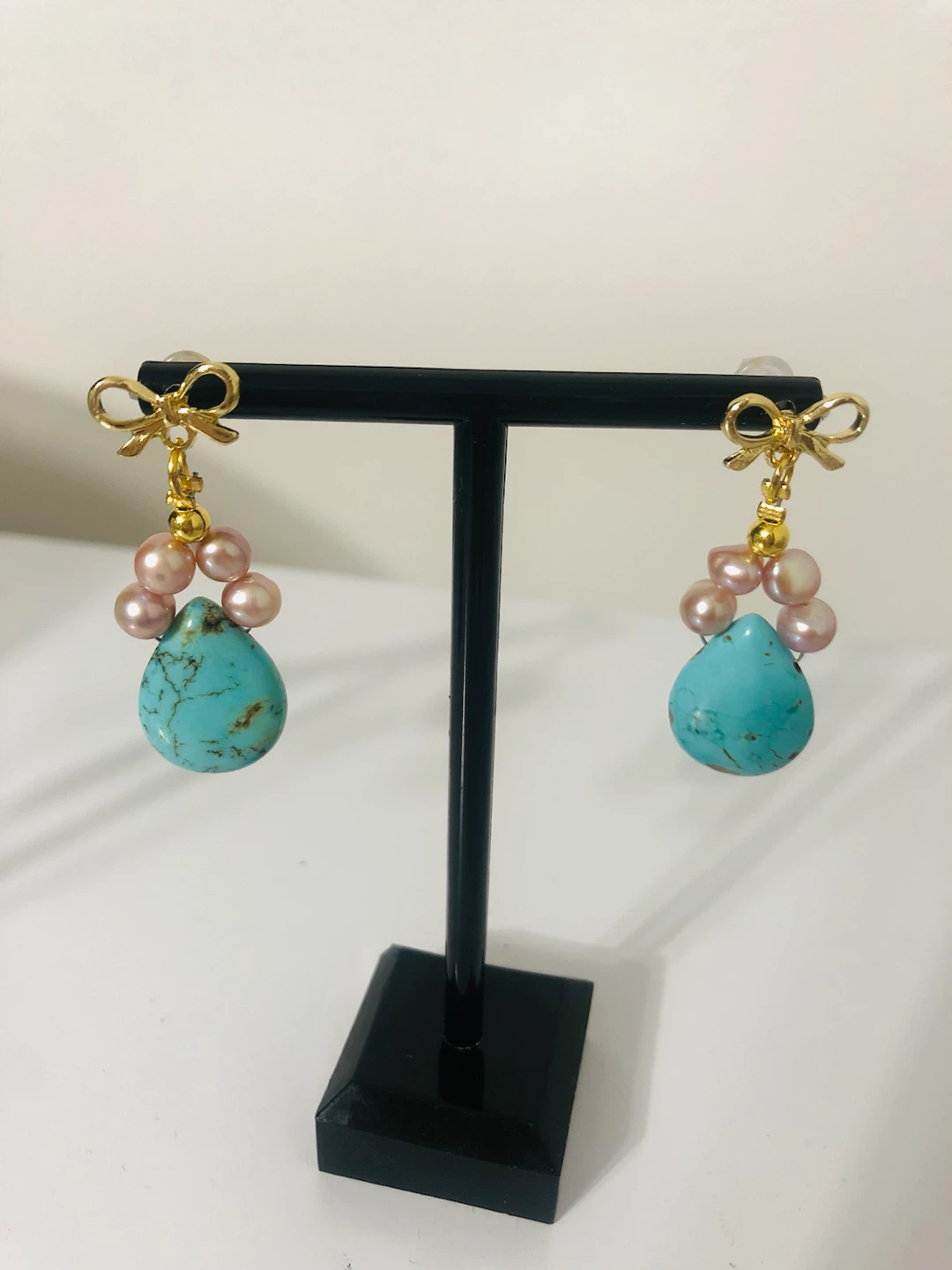 3pairs for 20 Turquoise and Gold Tone Earrings with Bow Accents - photo 2