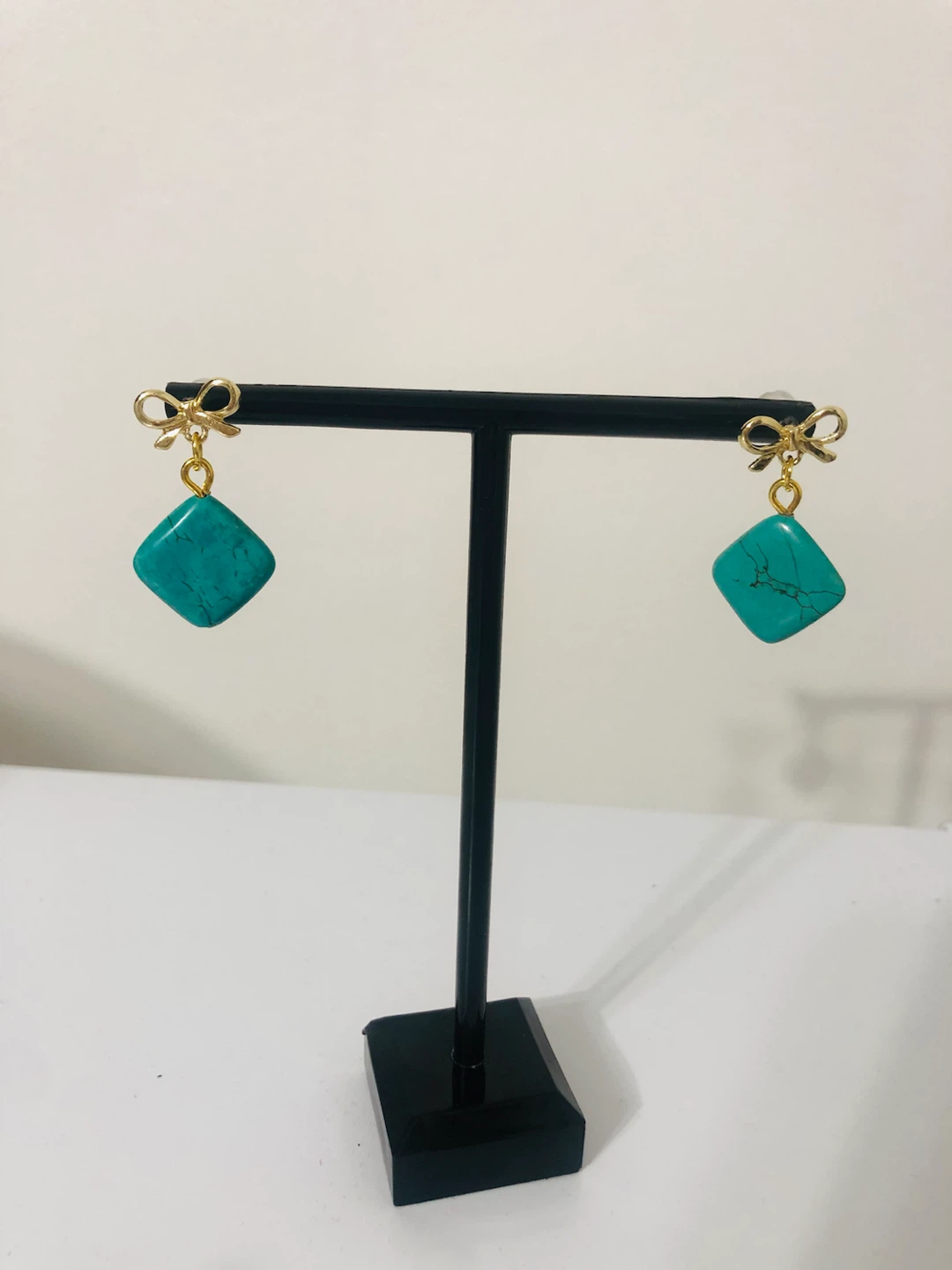 3pairs for 20 Turquoise and Gold Tone Earrings with Bow Accents - photo 3