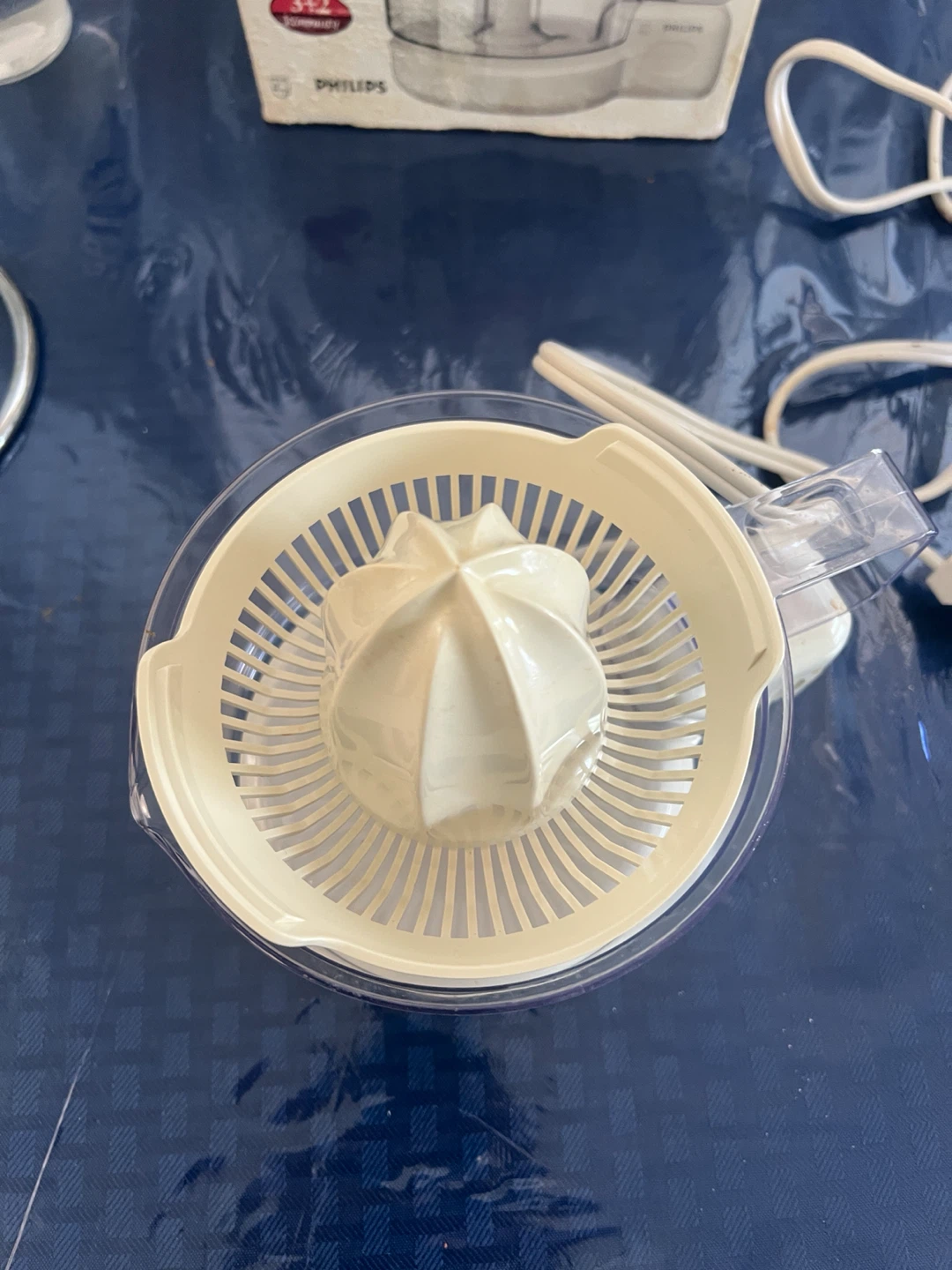Philips Electric Citrus Juicer A La Carte Presse-Agrumes - photo 3