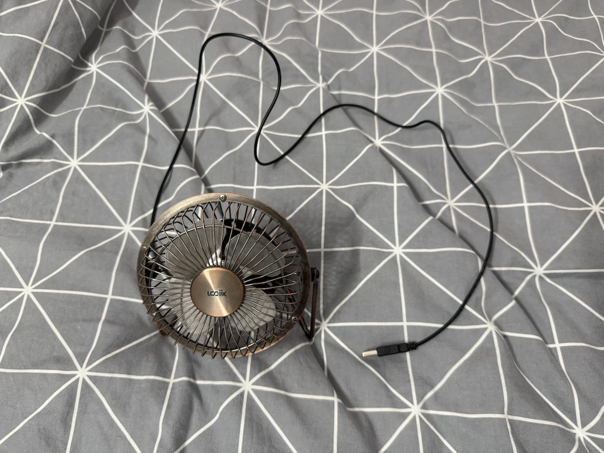 Logiix “Retro Look” USB Mini Table Fan - photo 4