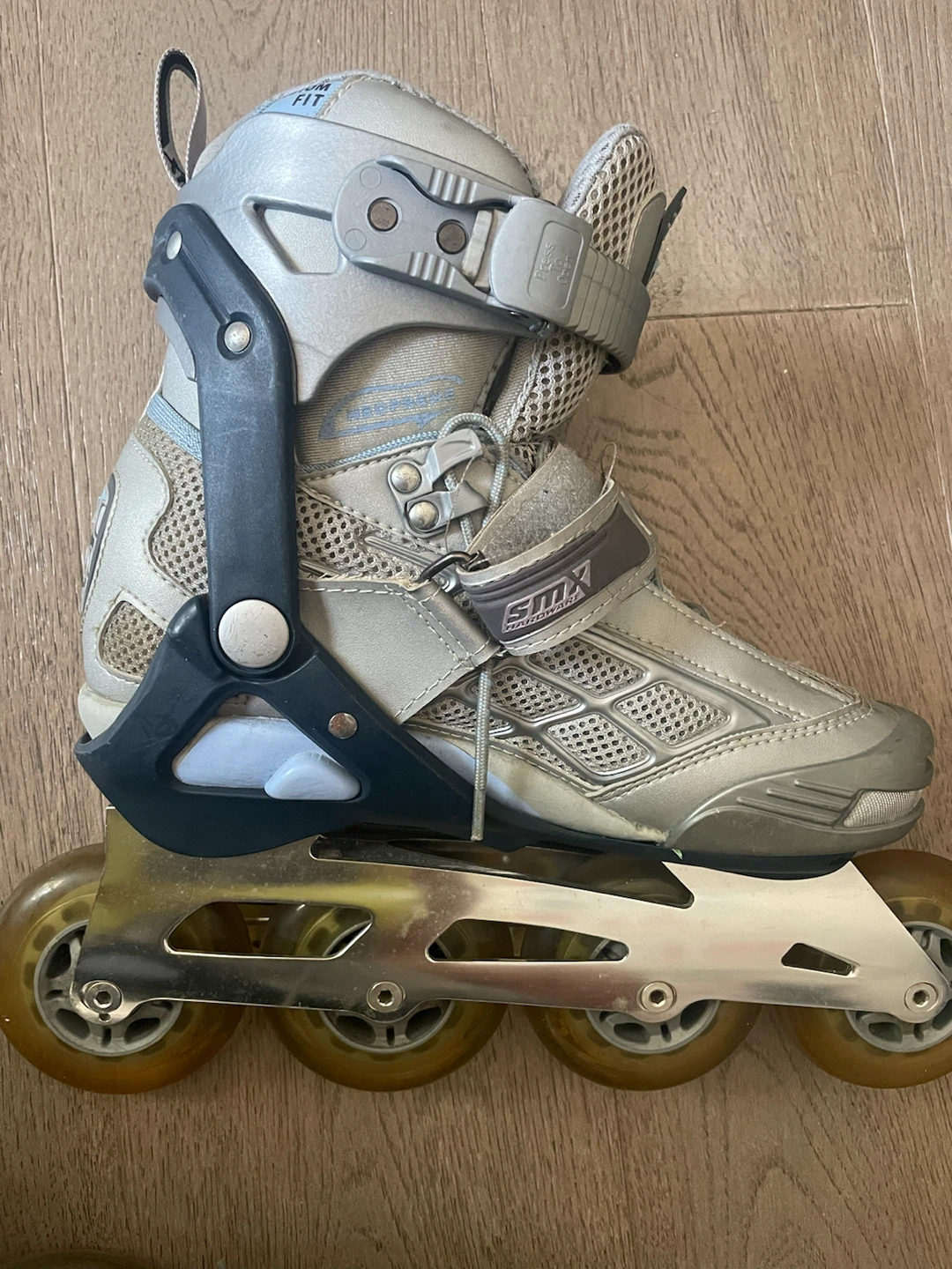 Ladies Rollerblades Size 7 - photo 4