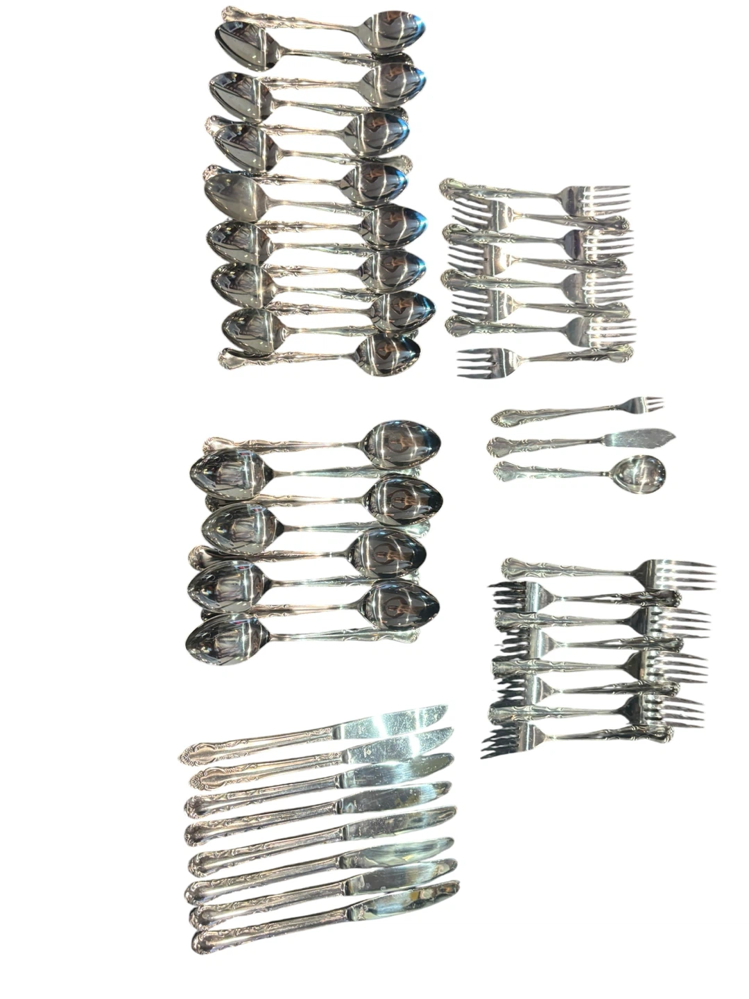 Silver Plated Flatware Set - Spoons, Forks, Knives made in Korea - photo 2