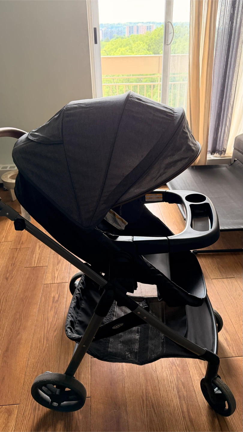 Graco Travel System with JJ Cole Bundleme