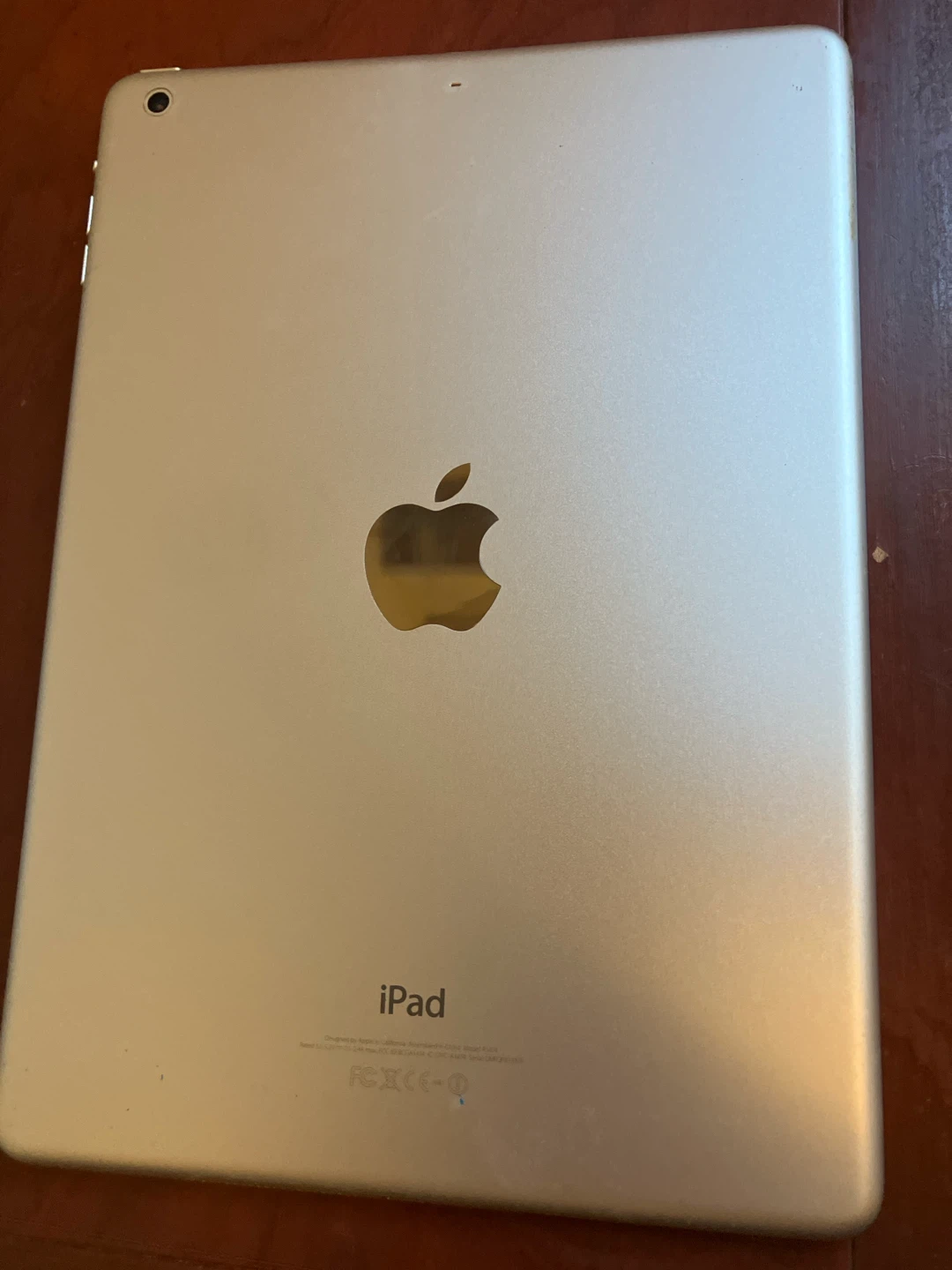 Apple iPad - photo 2