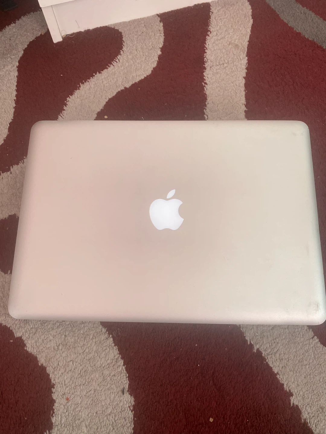 Apple MacBook Pro Laptop - photo 2