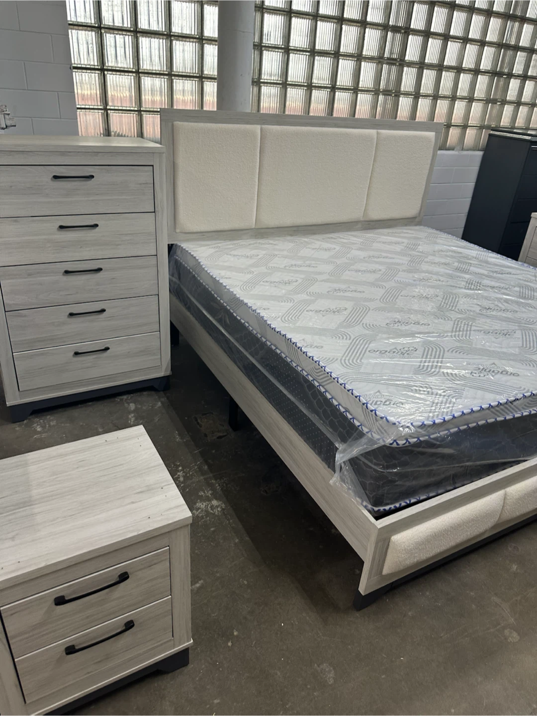 4 piece bedroom set mr dr ns bf - photo 2