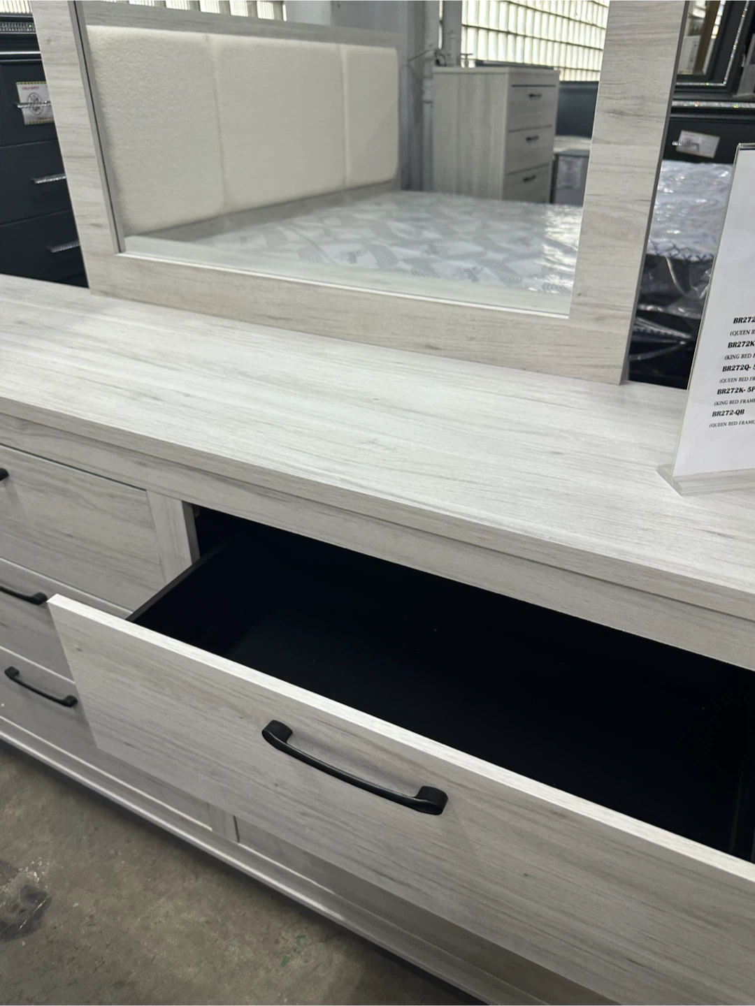 4 piece bedroom set mr dr ns bf - photo 4