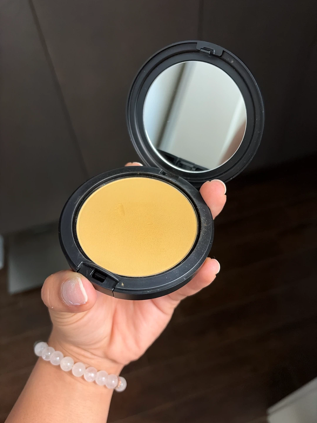 MAC Studio Fix Powder Plus Foundation C45 - photo 2