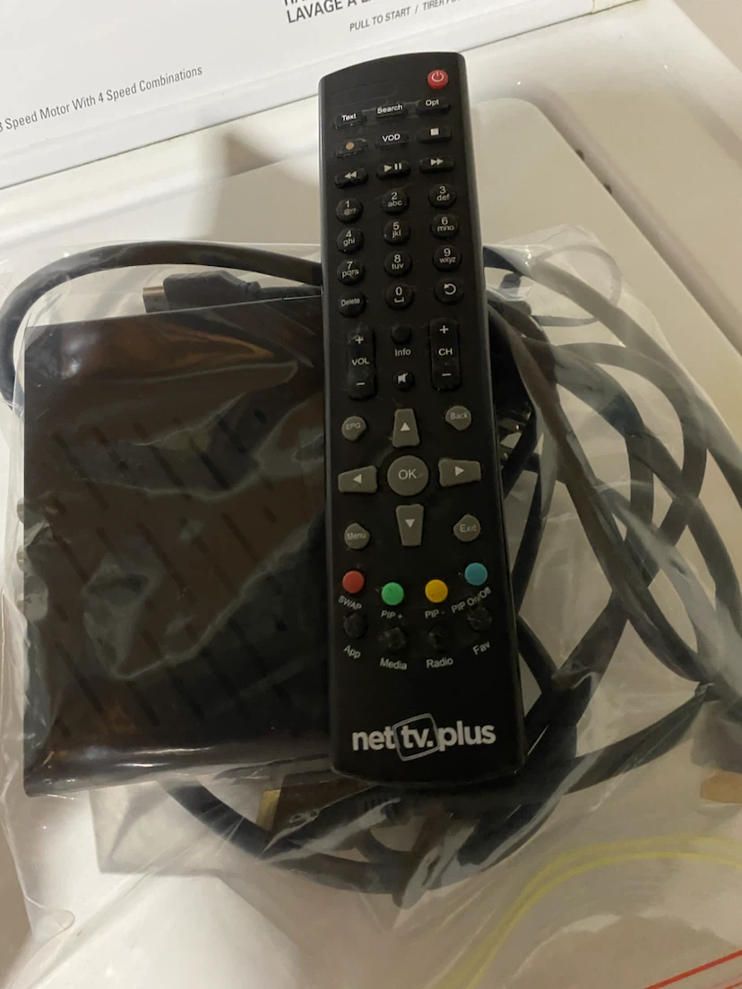 Net TV Plus Set Top Box with Remote and Cables