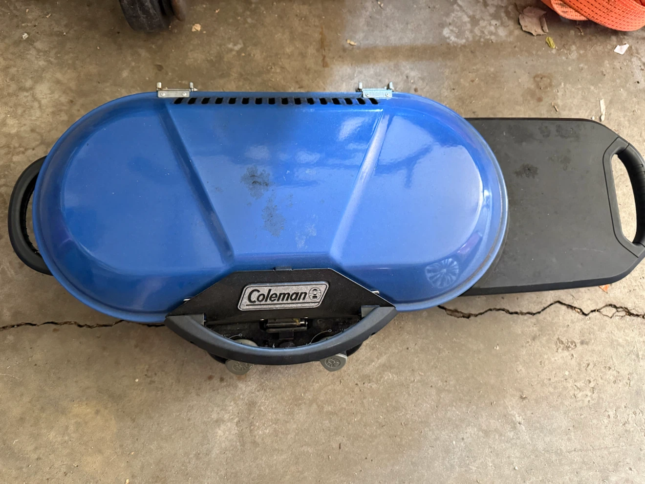 Coleman portable bbq