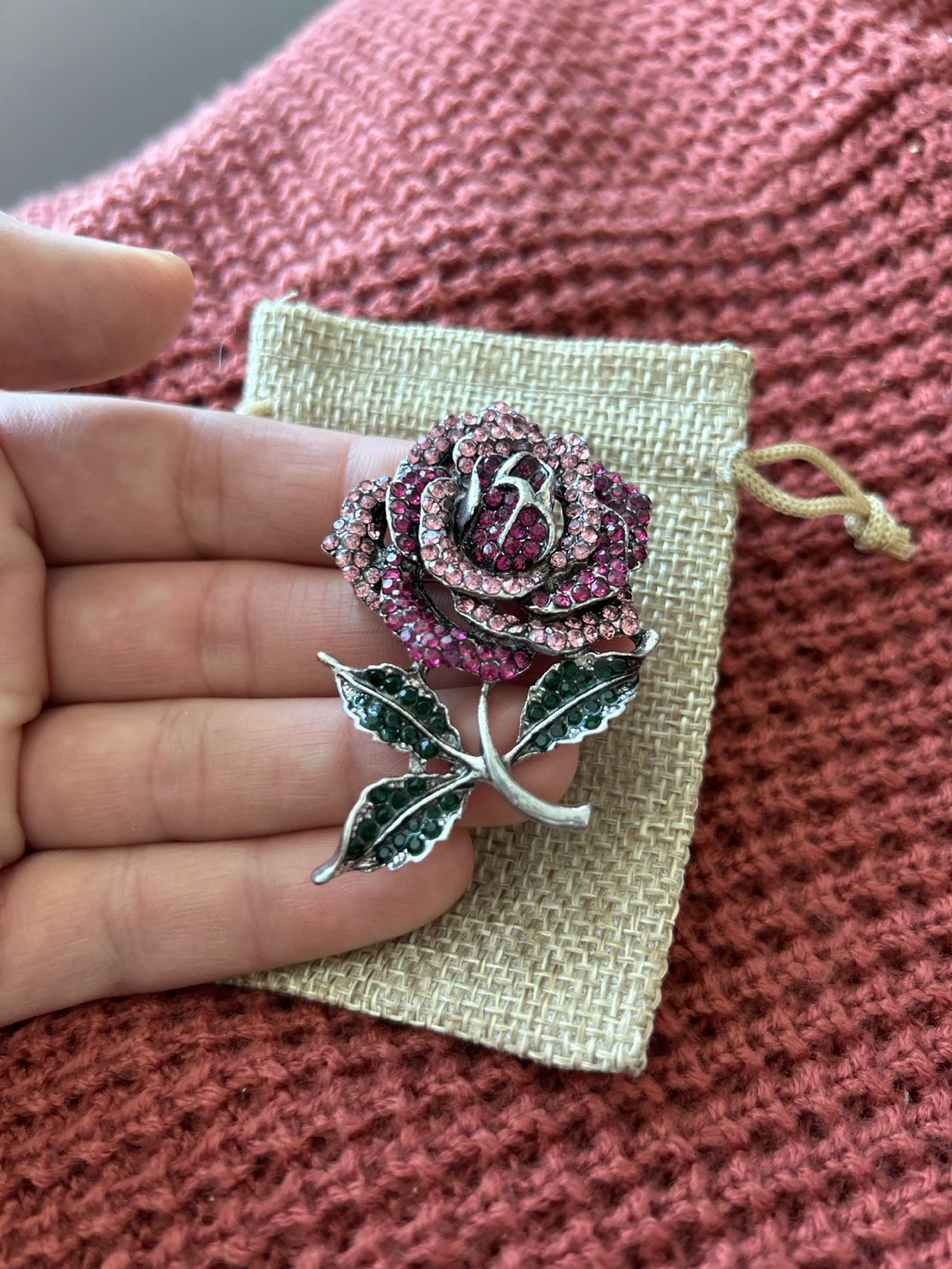 Sparkly Rose Brooch with Green Leaves - photo 3