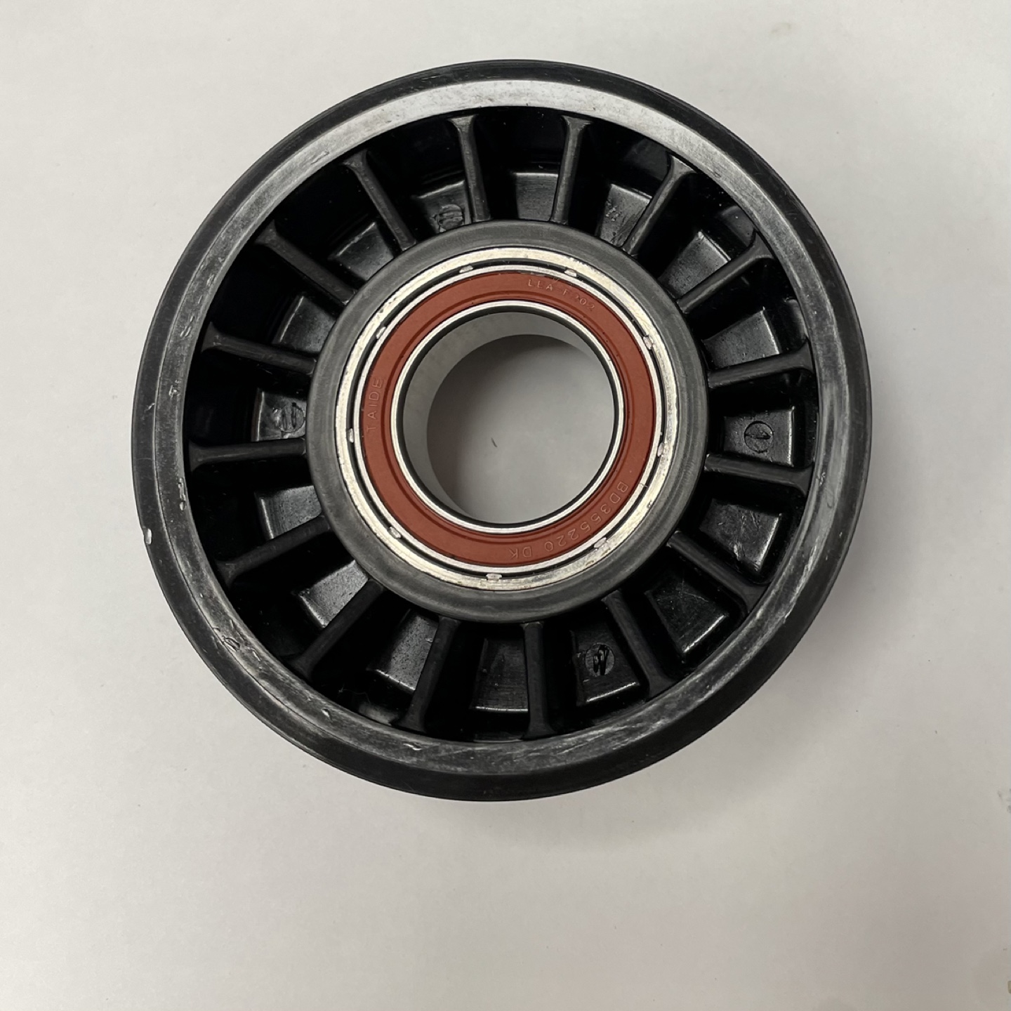 Black Serpentine Belt Idler Pulley