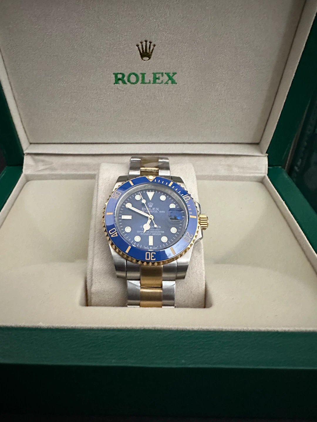 Luxury watch - photo 4