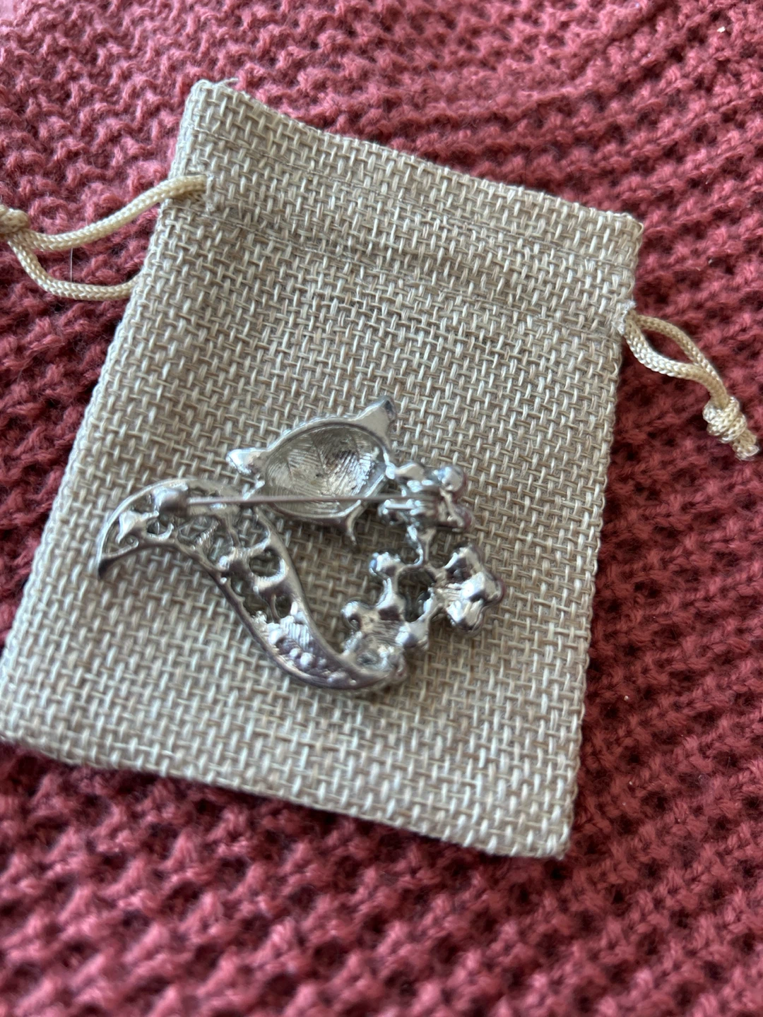 Sparkly Fox Brooch with Rhinestones - photo 2