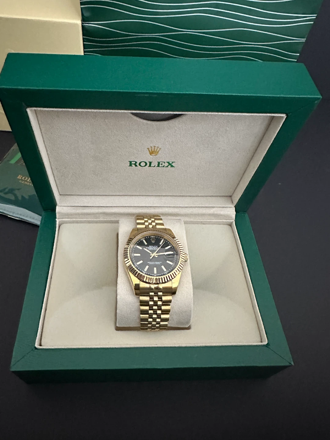 Luxury watch - photo 4