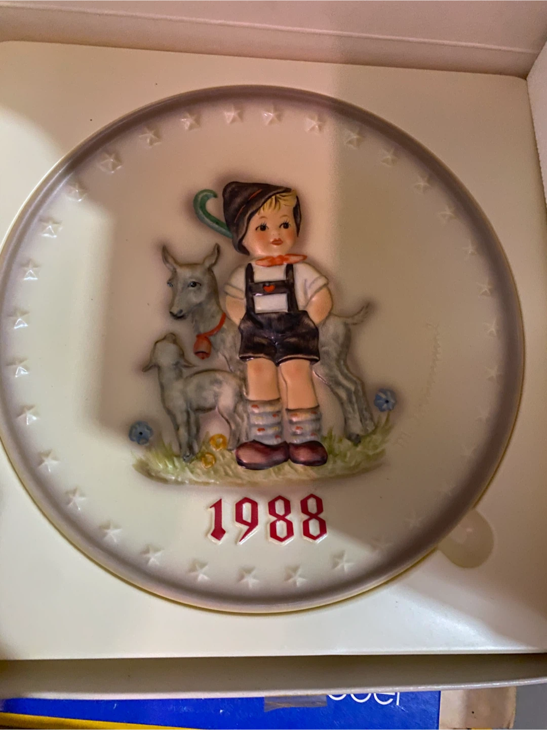 Goebel Hummel Annual Plate 1988 "Little Goat Herder"